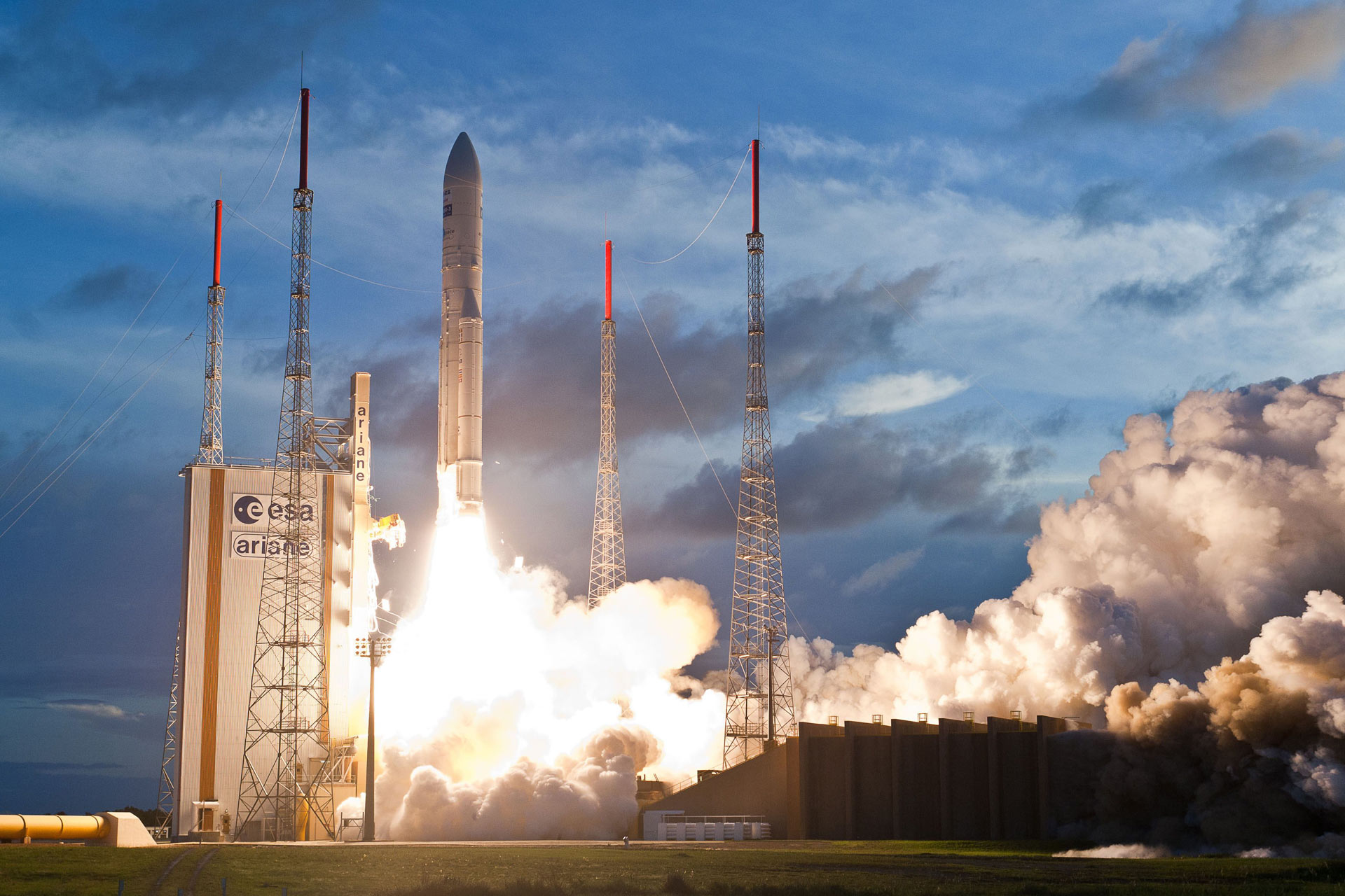 Edelstahl Rosswag - Schmiedeteile für die Ariane Weltraumrakete